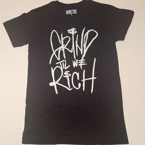 NWOT Grind Til We Rich Black T-Shirt (G4)